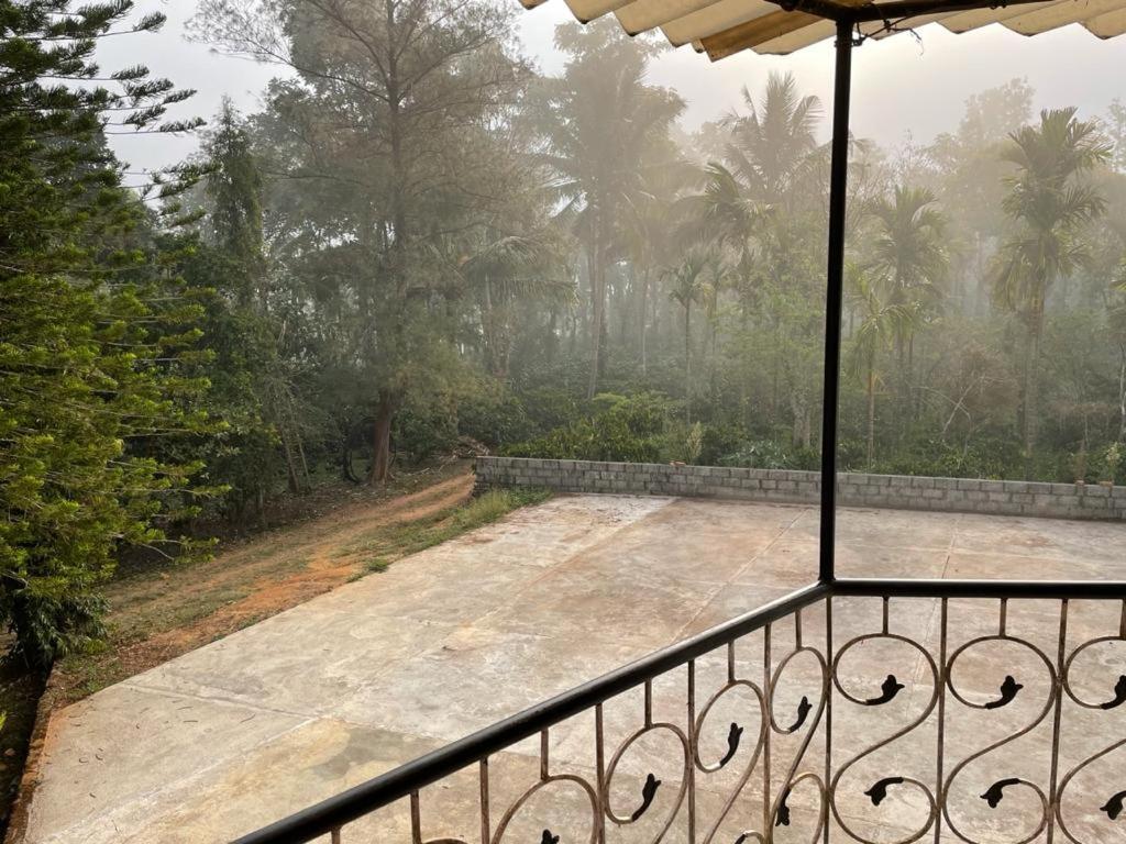 New Organic Home Stay Mudigere Buitenkant foto